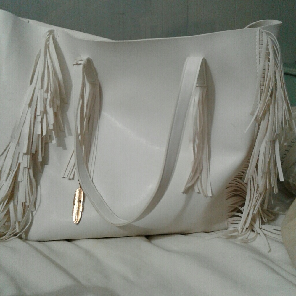Like new handbag