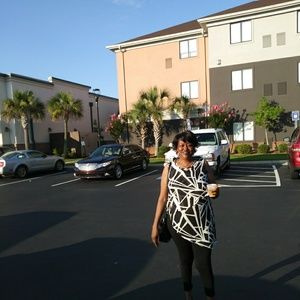 Meet your Posher, Deborah