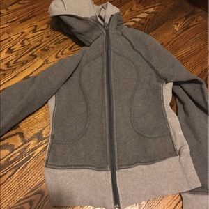 Lululemon scuba hoodie ***size 4***