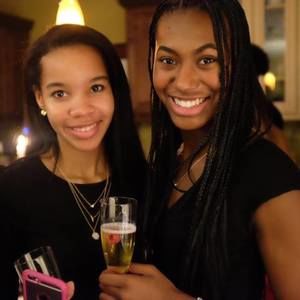 Meet your Posher, Naomi