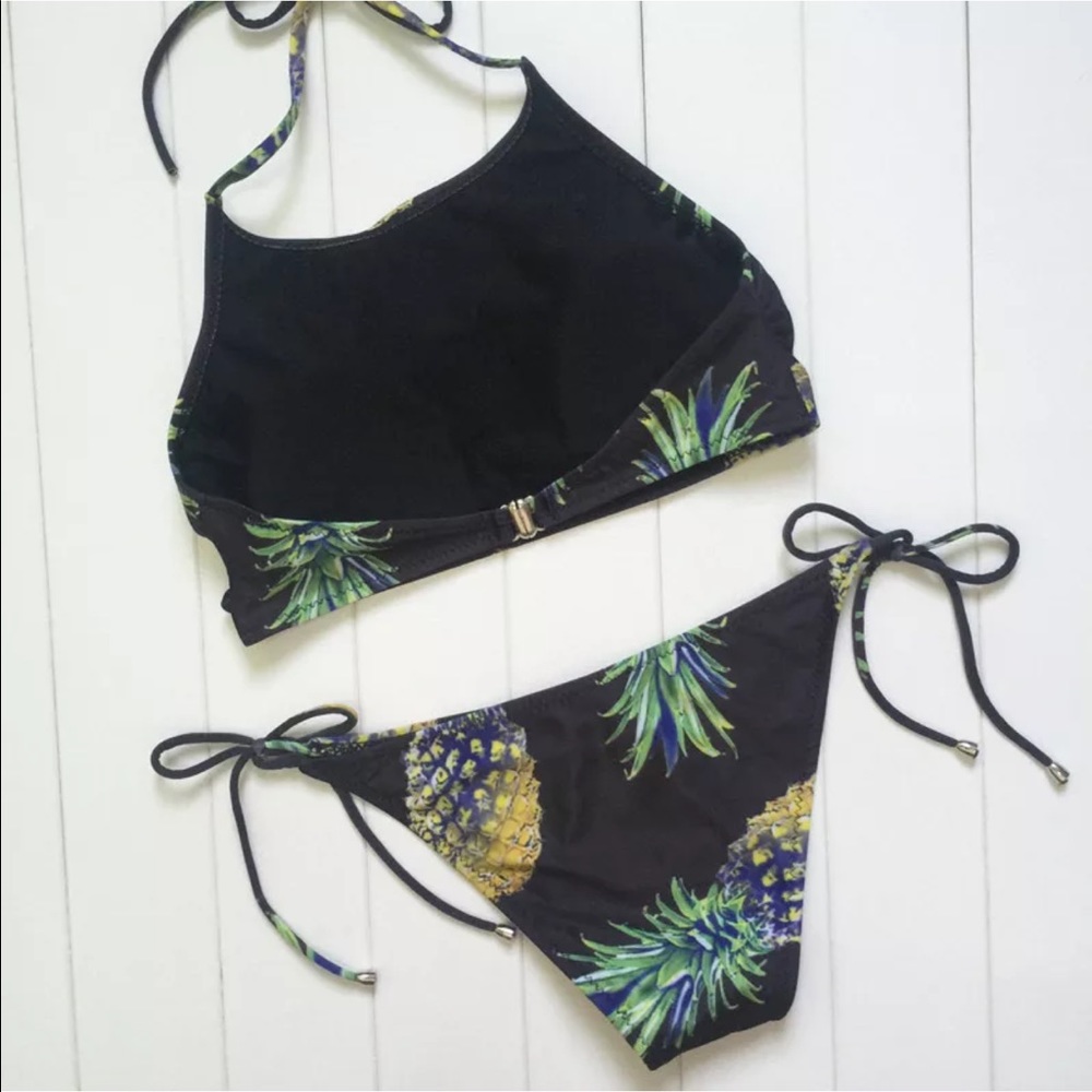 🍍Halter Top Pineapple Bikini 🍍 - Picture 3 of 7