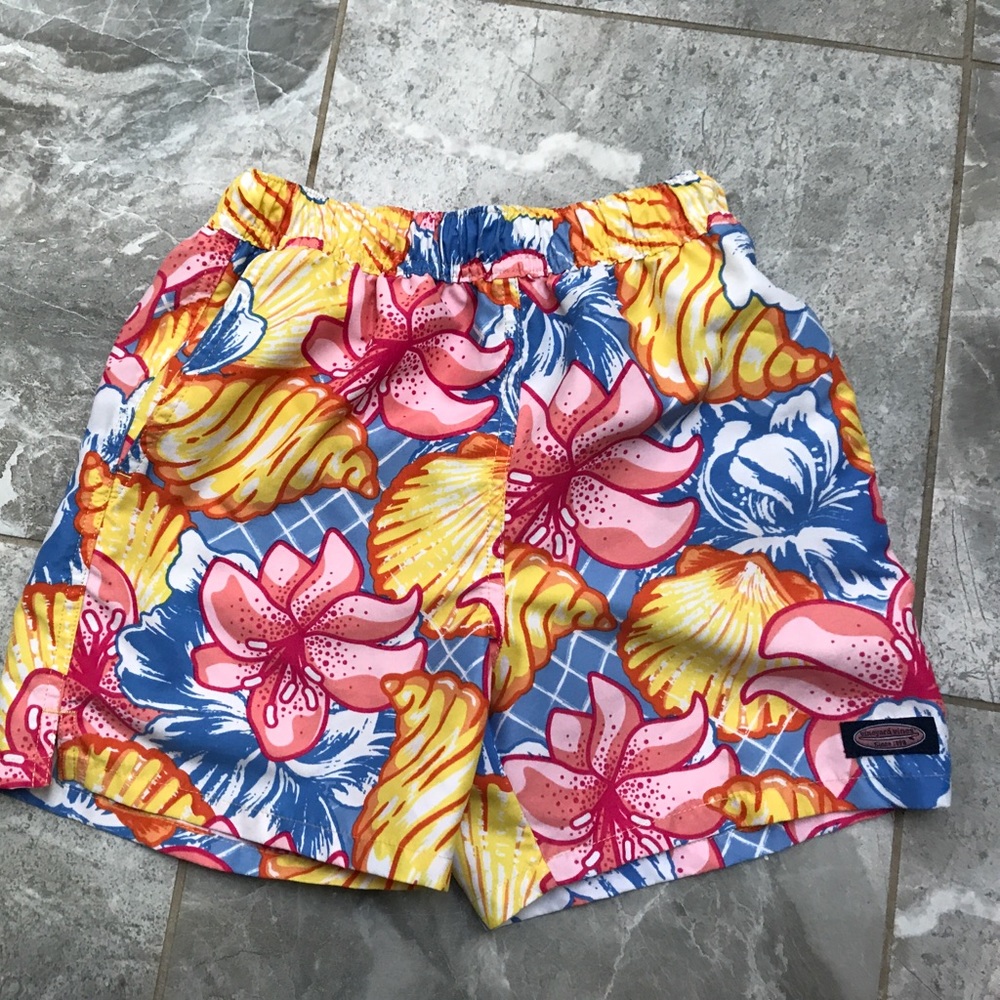 Awesome vineyard vines child's bathing suit size 6