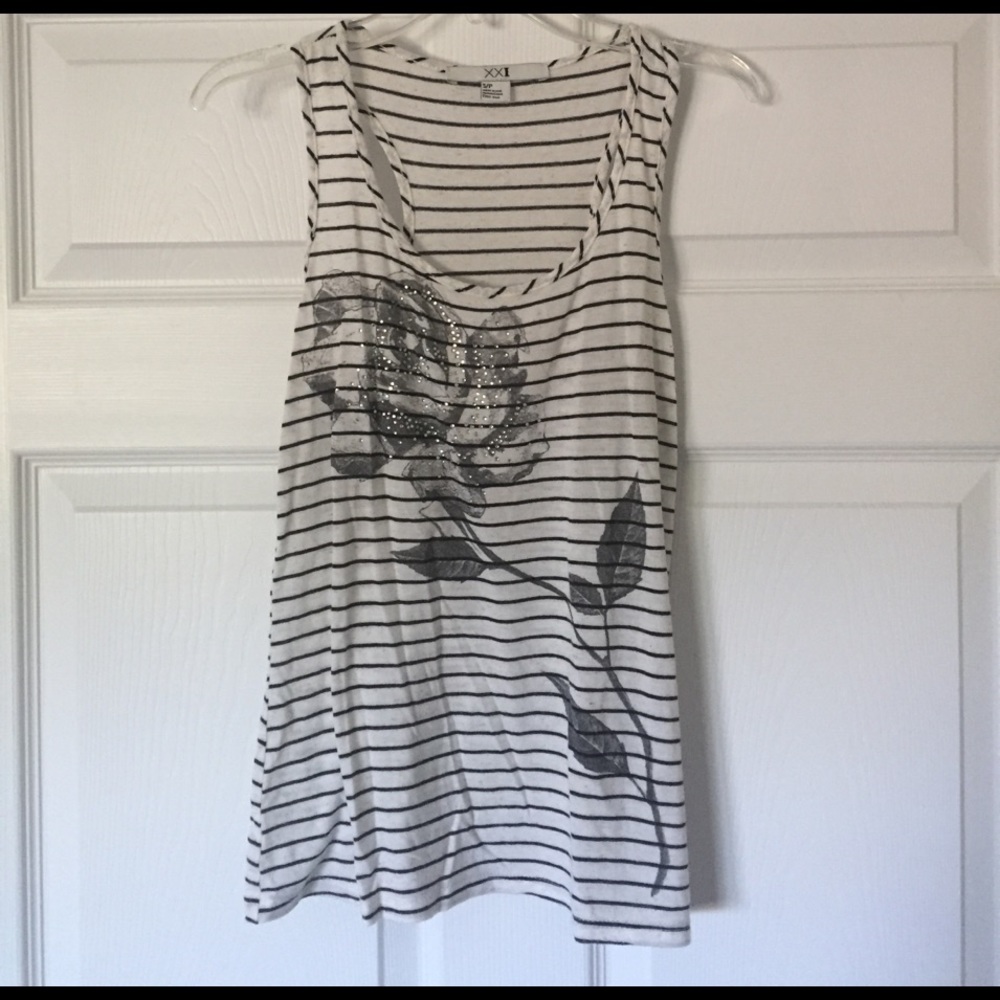 Loosely fit tank top