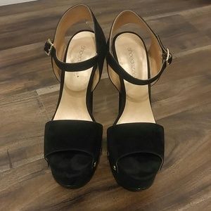 Suede black platform heels