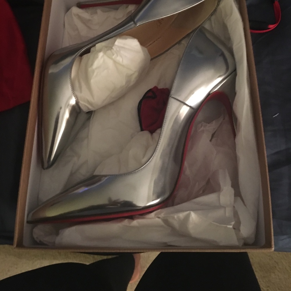 Authentic Christian Louboutin SO KATE 120