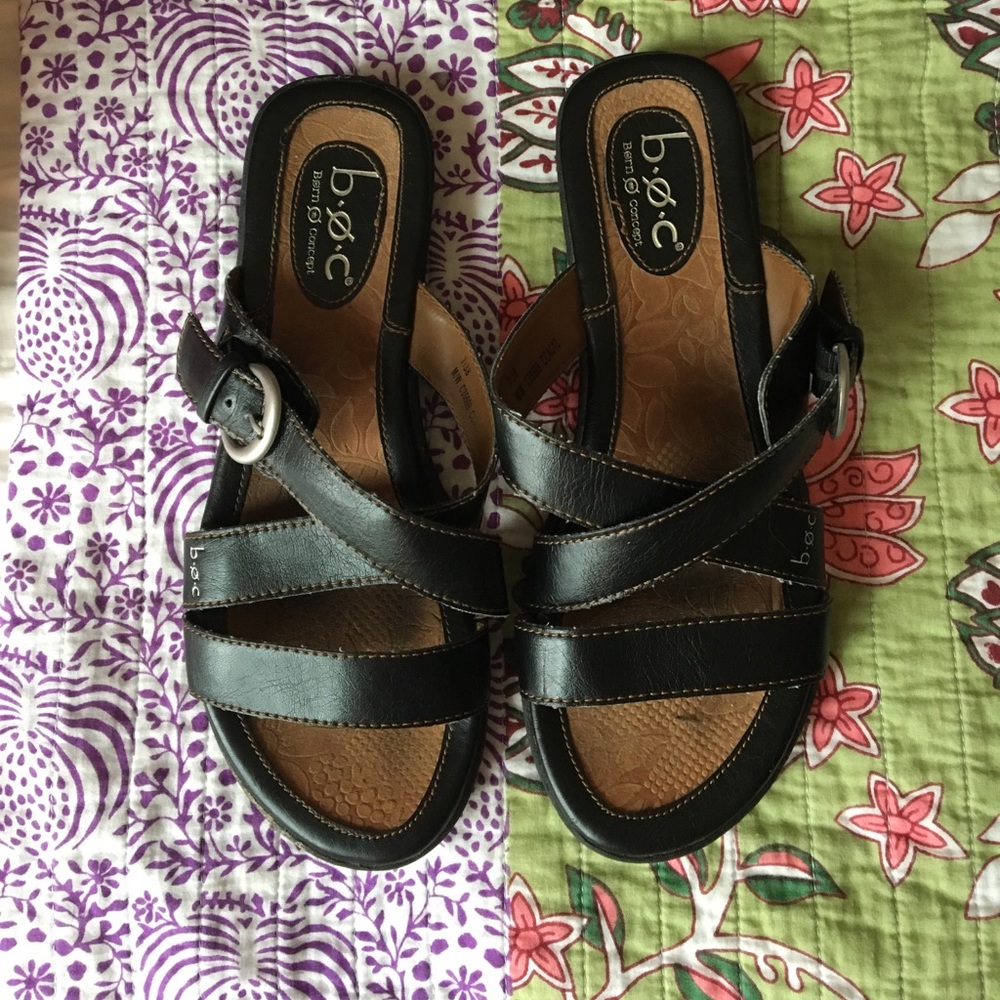 Born black leather sandals.