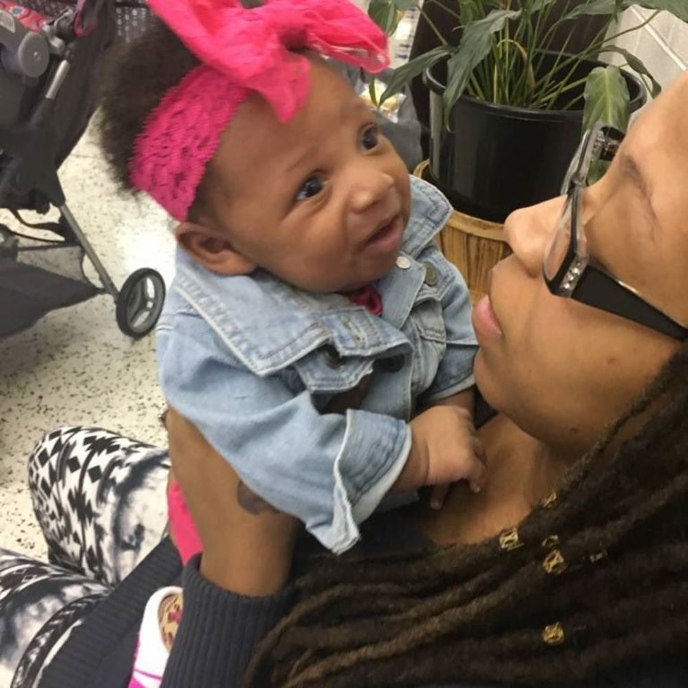 Meet your Posher, Tiara