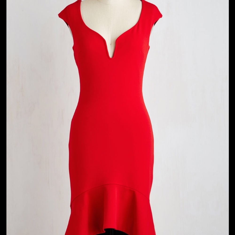 Clarinet the air dress in rouge