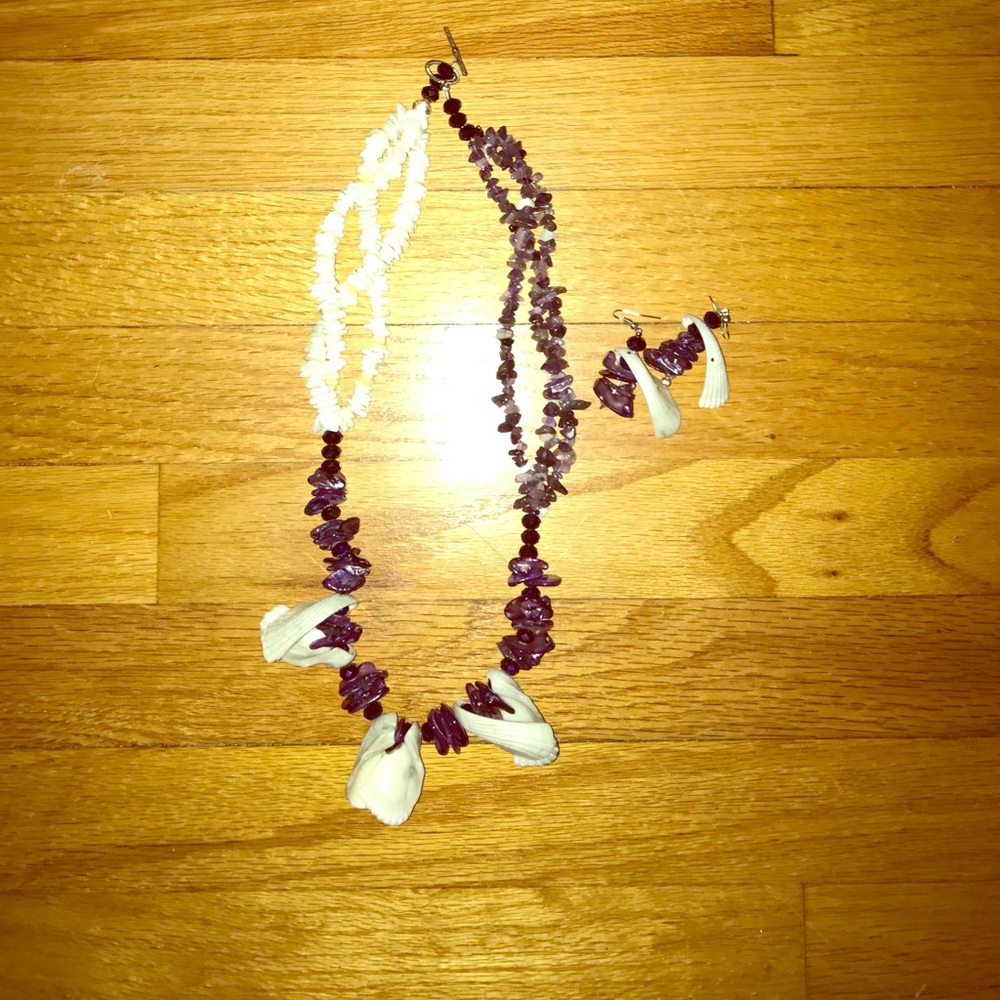 Unique seashells Earrings/ necklace set