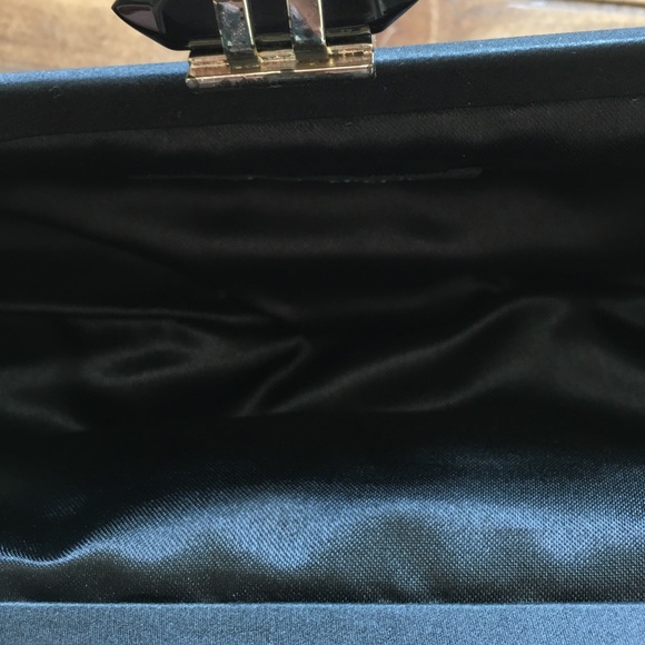 Banana Republic black silk clutch - Picture 3 of 4