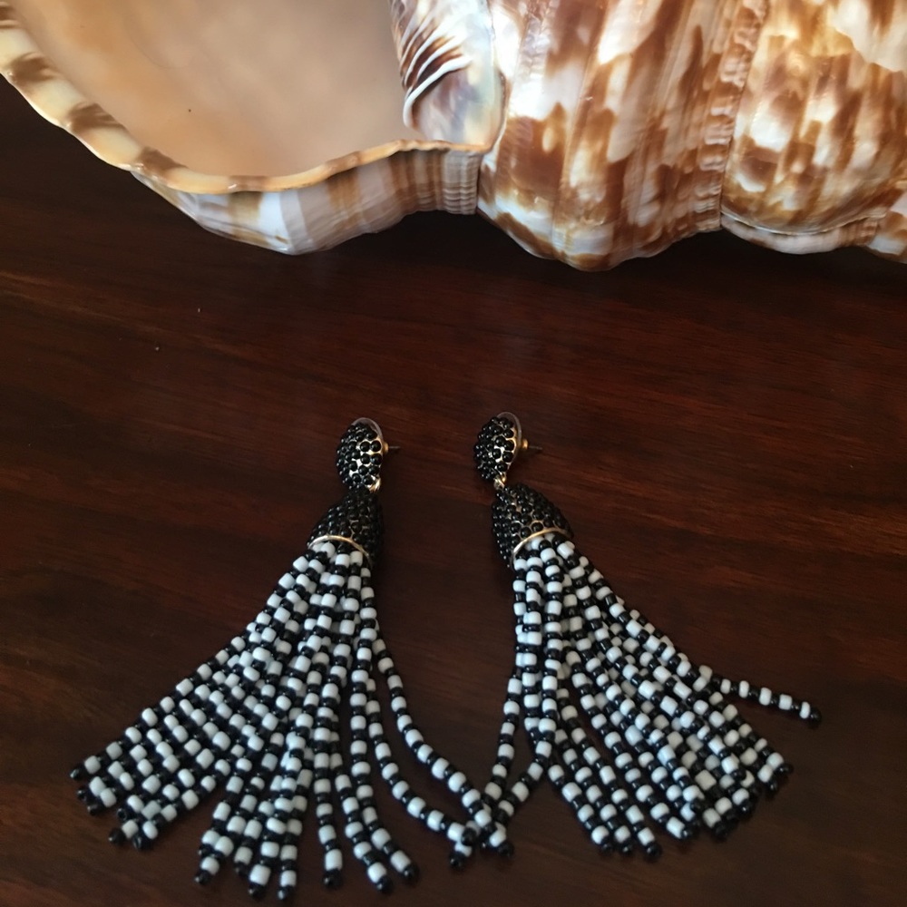 NWOT: BaubleBar earrings