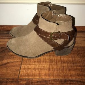 Brown ankle boots