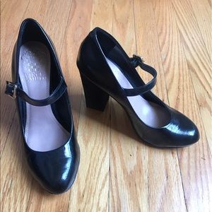 Patent Vince Camuto Mary-Jane - size 5