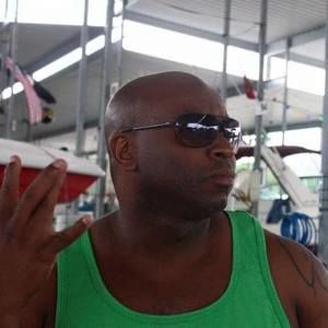 Meet your Posher, Victor