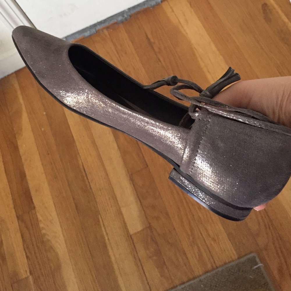 GUESS flats - Picture 3 of 3