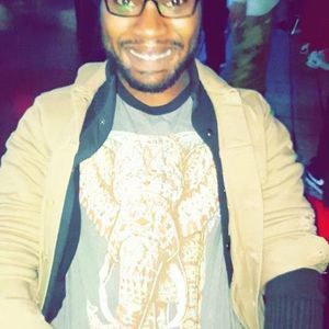 Meet your Posher, Moe