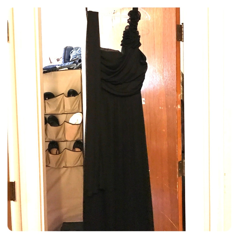 black long dress