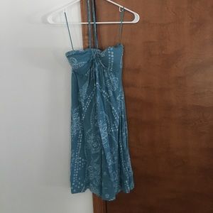 Super adorable summer halter dress!