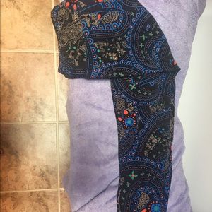TC Lularoe Unicorn Leggings!