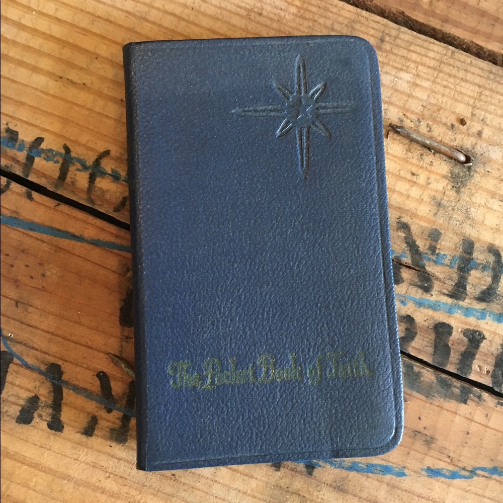Vintage/antique Pocket book of faith