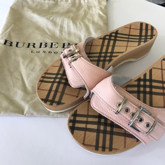 ✂️firm weekend price! Burberry sandal slides 8 - Picture 2 of 8