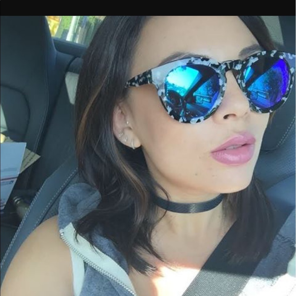 Diff DIME II - Black/white with blue mirror lenses