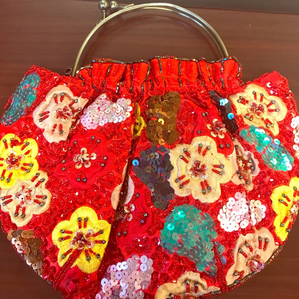 Floral Beaded Handbag