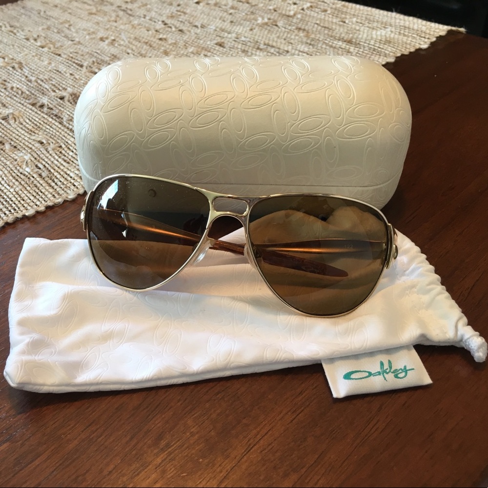 Oakley Aviator Sunglasses