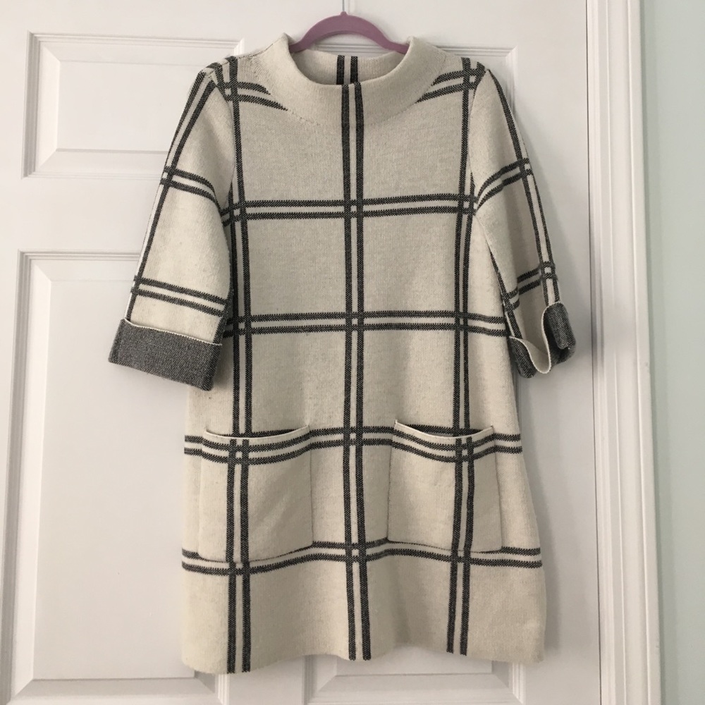 Anthropologie paned sweater tunic size medium