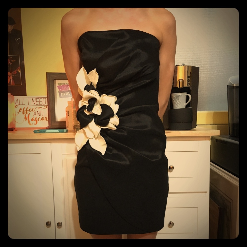 Jessica McClintock strapless black dress