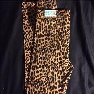 🆕 Cheetah Leggings