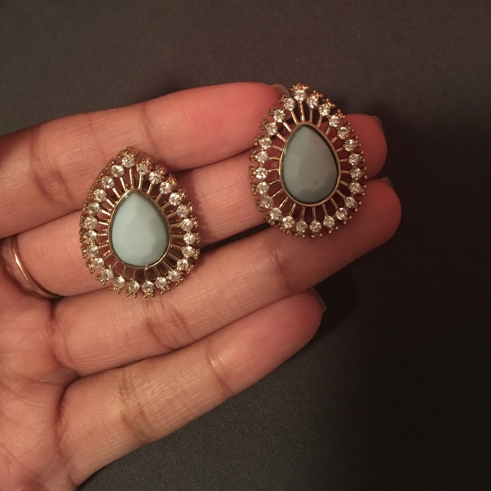 Beautiful teal jewel earrings