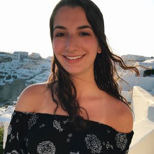 Meet your Posher, Elyse