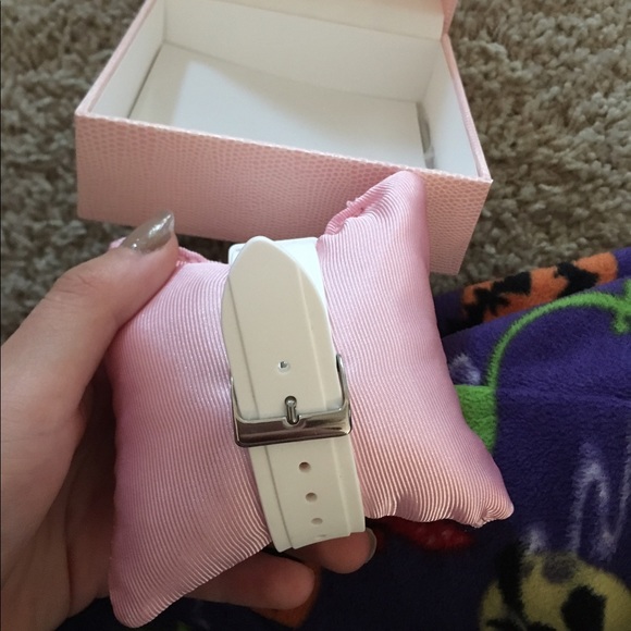 Pink and white watch never used comes with box