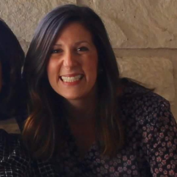 Meet your Posher, Kimberly - Picture 1 of 1