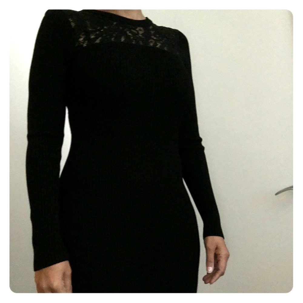 Black long sleeve sweater dress perfect for Winter