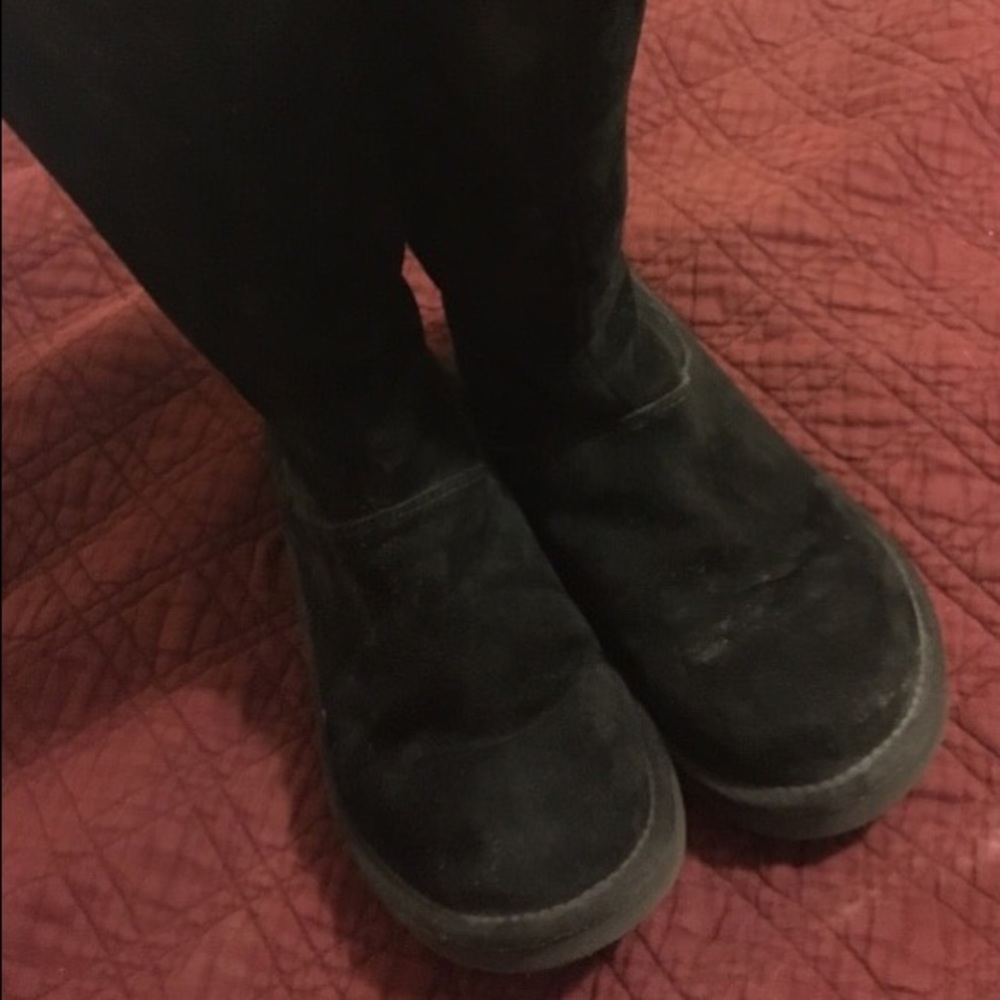 UGG suede black boots