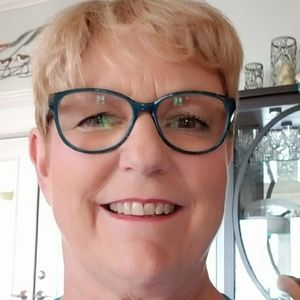 Meet your Posher, Catherine