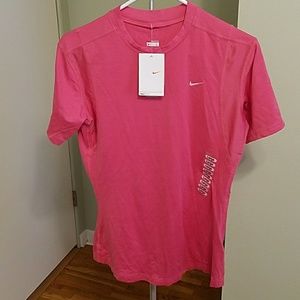 Nike fit dry tee