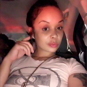 Meet your Posher, Tanya