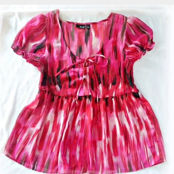 ☀️3 for $20☀️ A.n.a sheer top - Picture 3 of 3