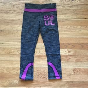 Used Lululemon SoulCycle Crop size 4