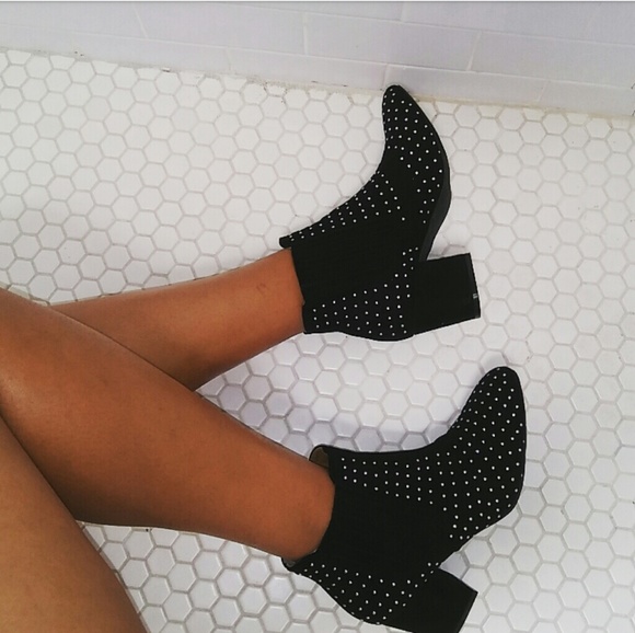 LAST PAIR!!//The Dolly// Black studded Booties - Picture 3 of 6