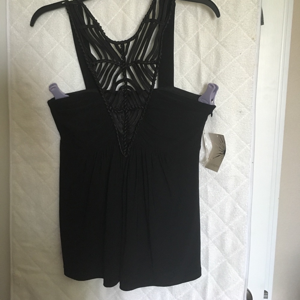 Boston Proper beautiful detailed top in Black!