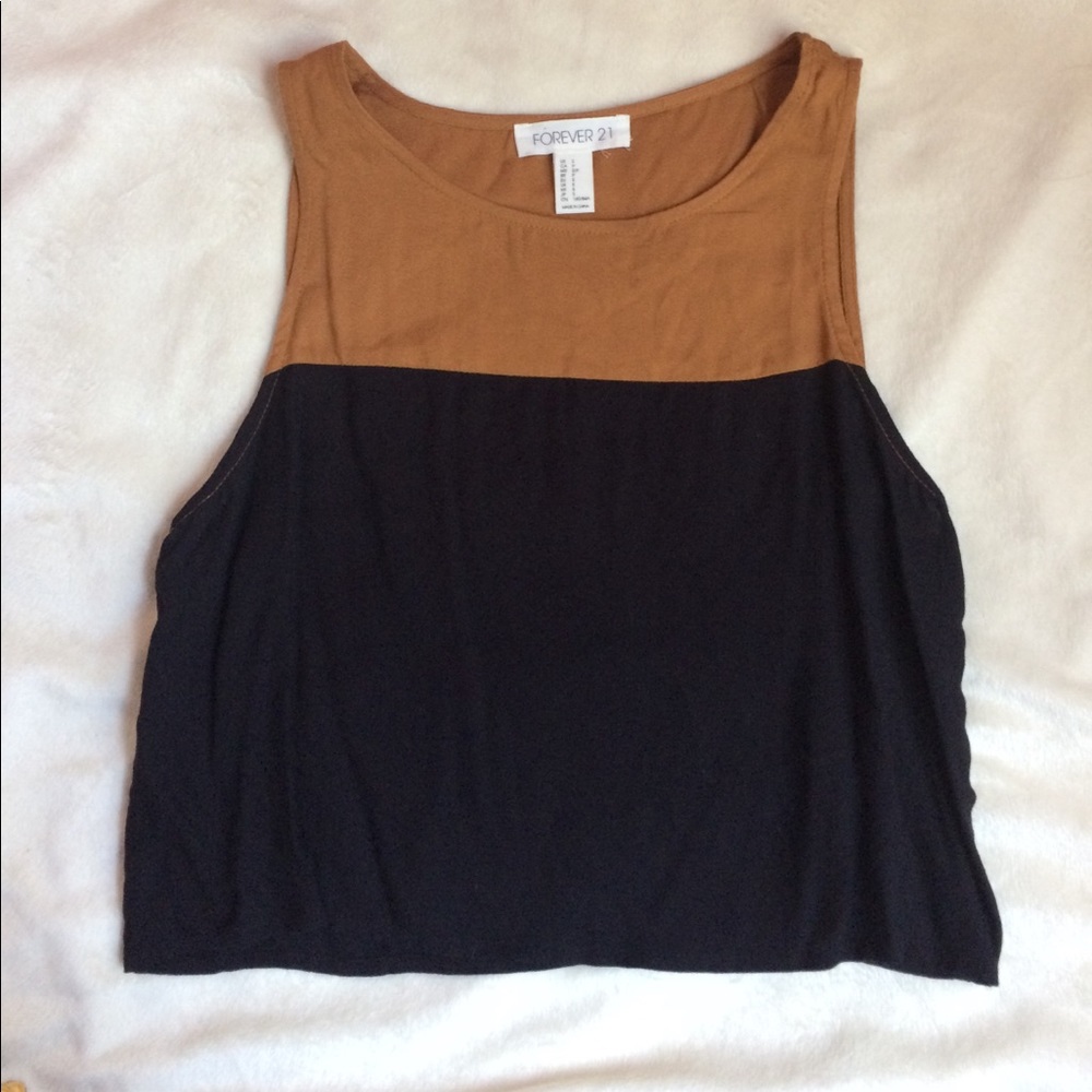 SOLD❗️NWOT Forever 21 crop top
