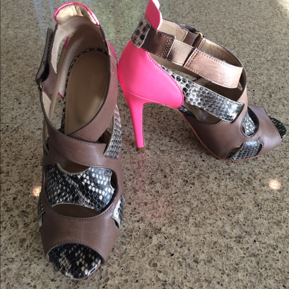 Joan & David high heels