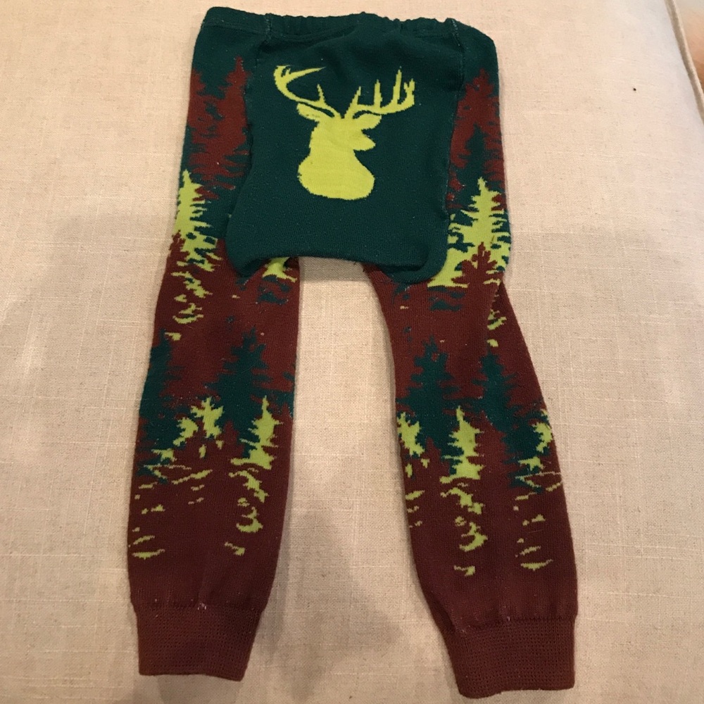 Doodle pants! Deer 🦌 head outline