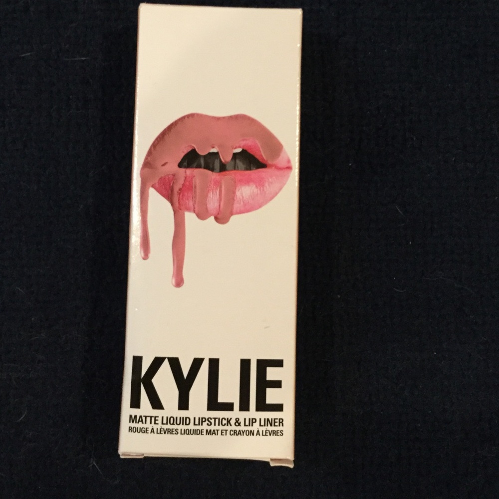 Kylie Jenner lip kit. Koko.
