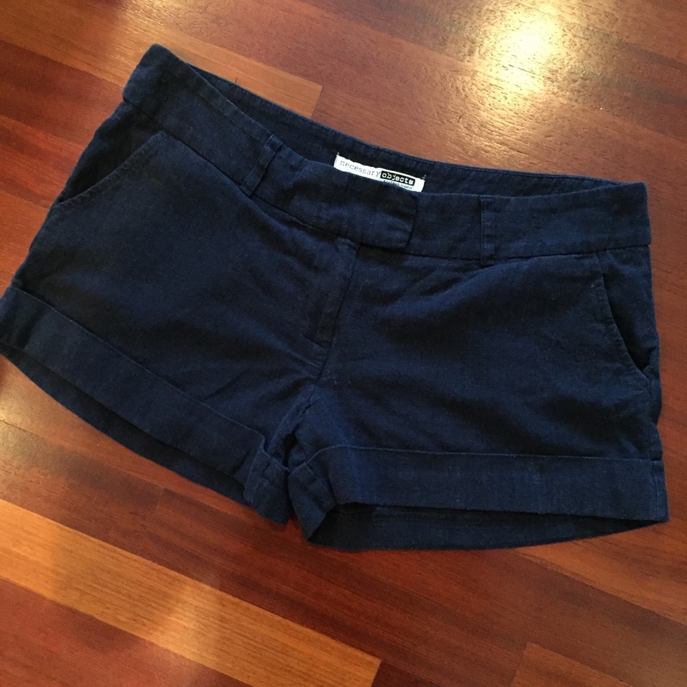 Linen Navy Shorts. Size Medium.