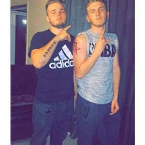 Meet your Posher, Derek